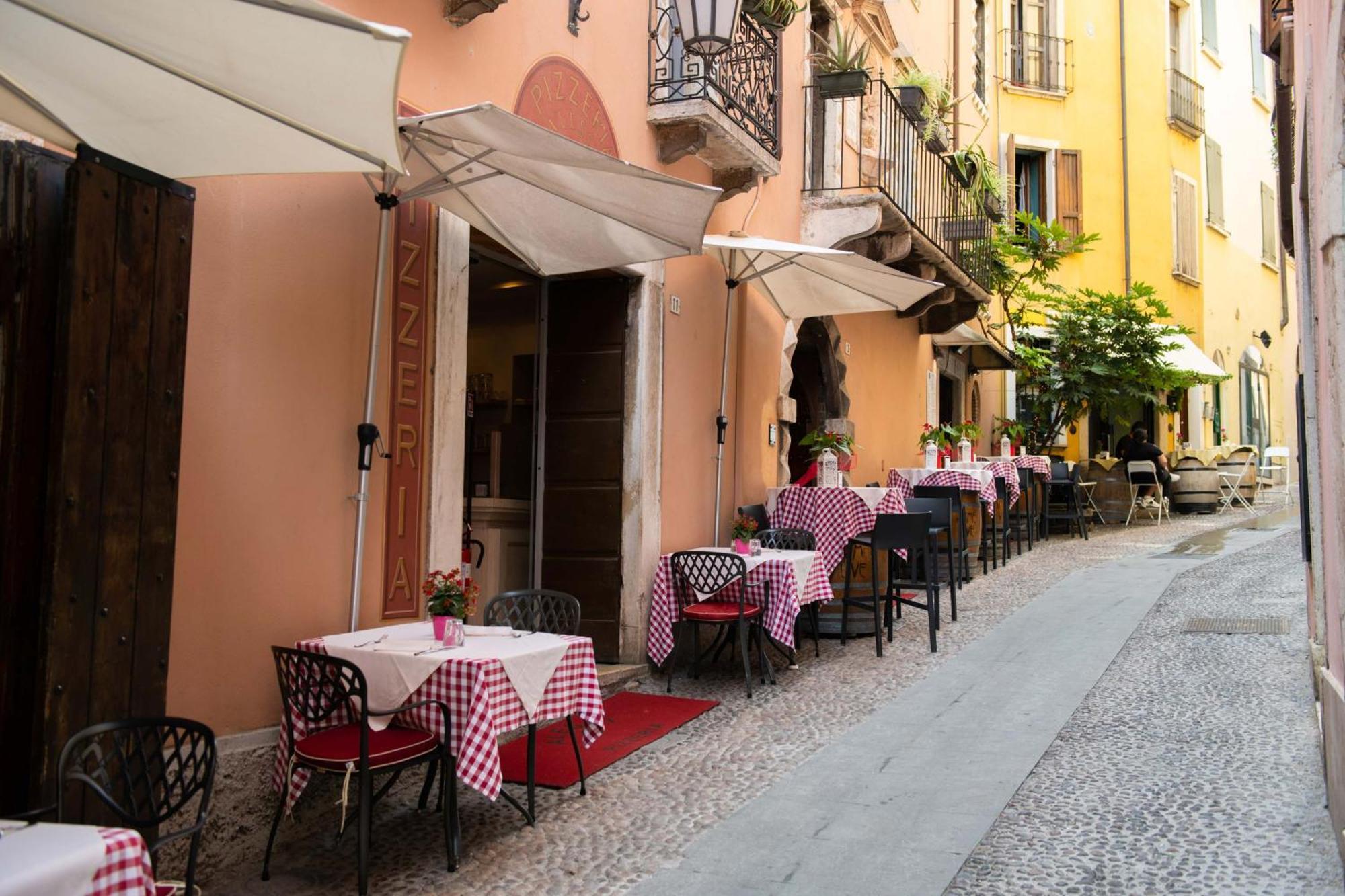 Hotel Alessi Trattoria 3*