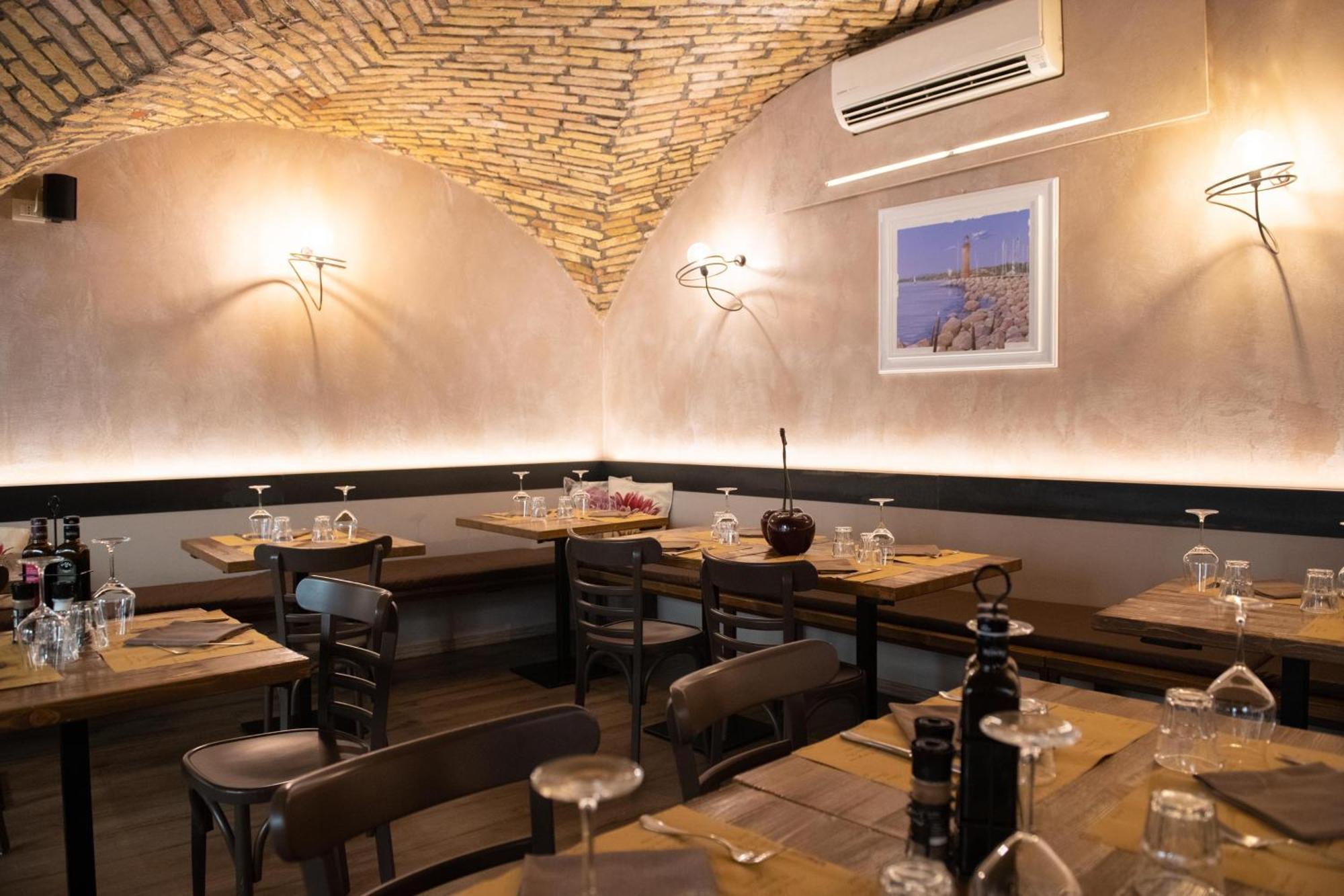 Alessi Trattoria Hotel 3*